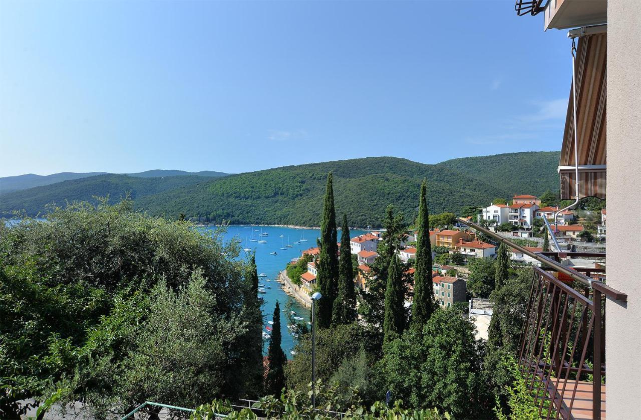 Apartment Near The Sea 650 Rabac Exterior photo