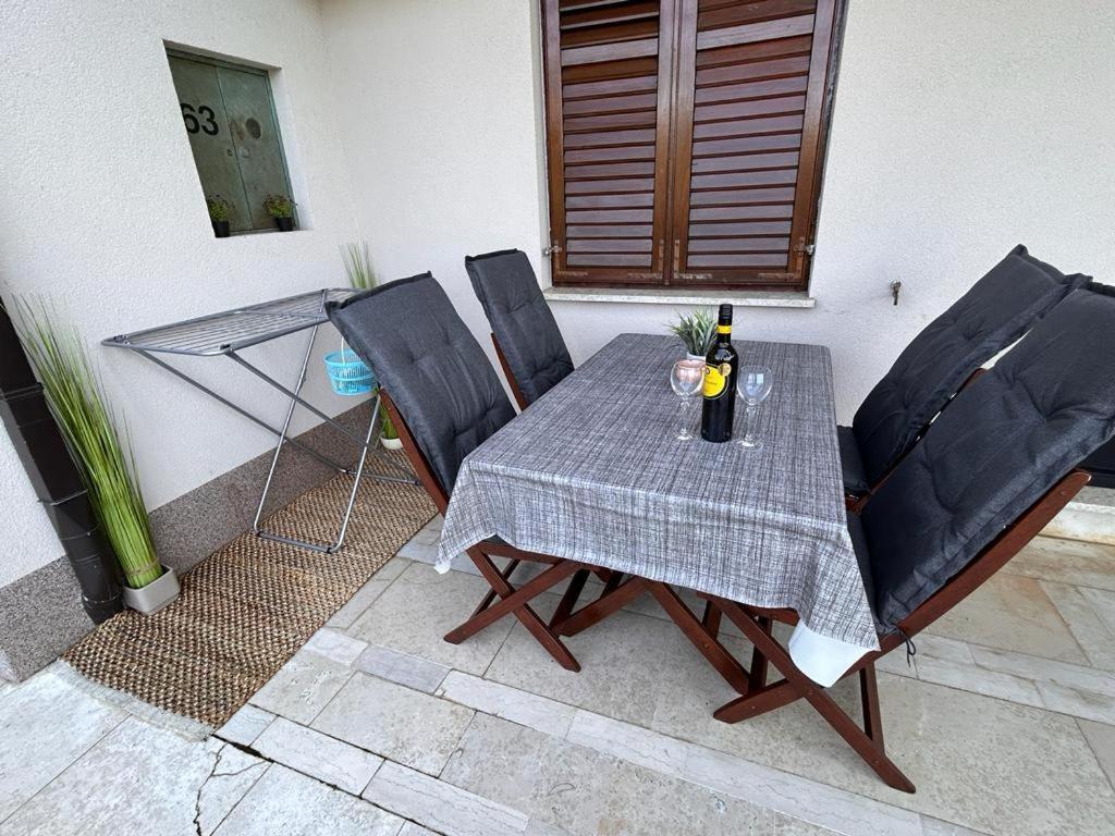 Apartment Near The Sea 650 Rabac Exterior photo