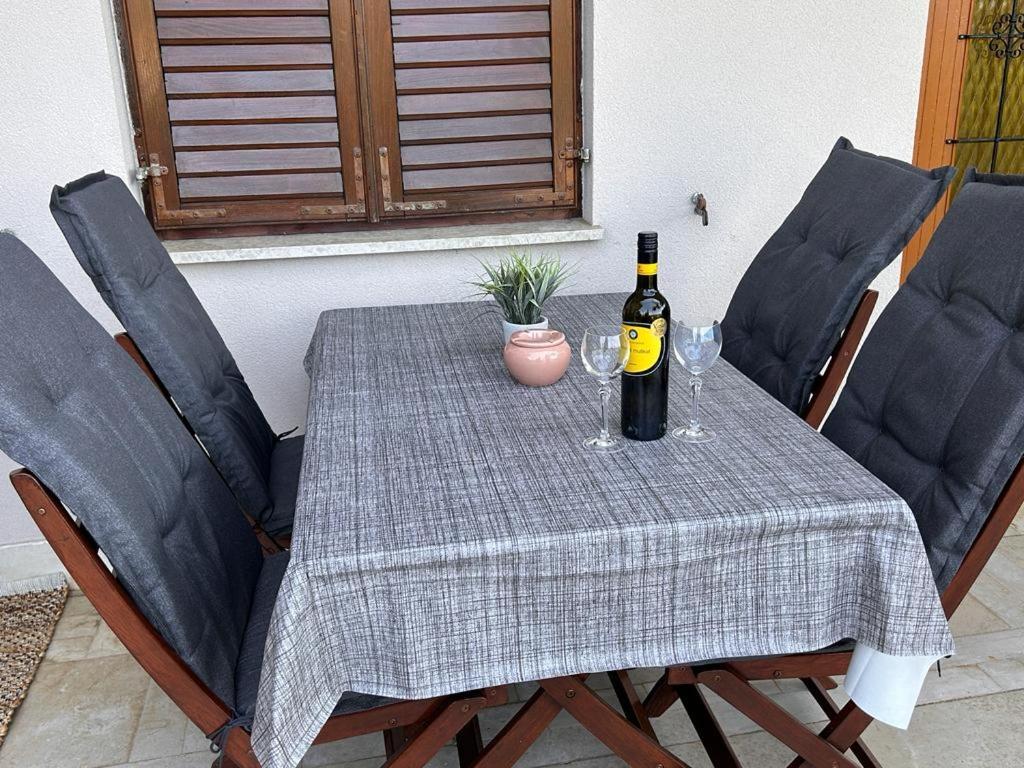Apartment Near The Sea 650 Rabac Exterior photo
