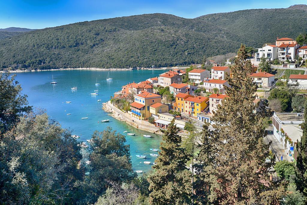 Apartment Near The Sea 650 Rabac Exterior photo